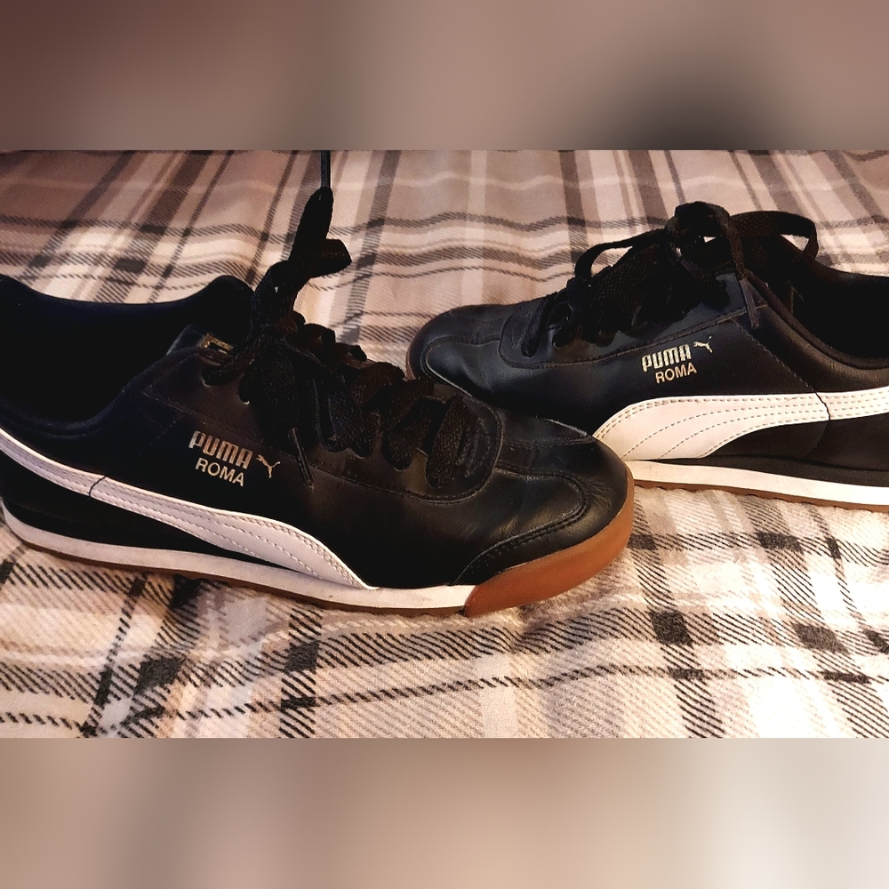Puma Shoes Roma like new